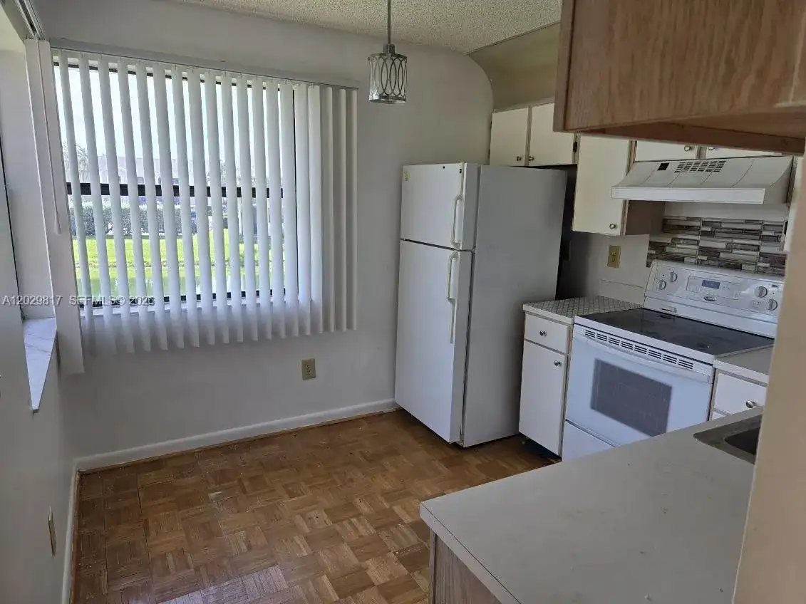 1017 Washington Cir # 1017D, Homestead FL 33034 photo 3