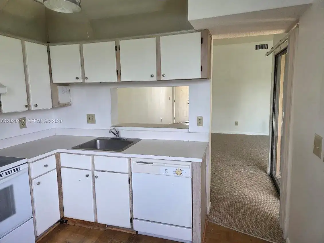 1017 Washington Cir # 1017D, Homestead FL 33034 photo 4