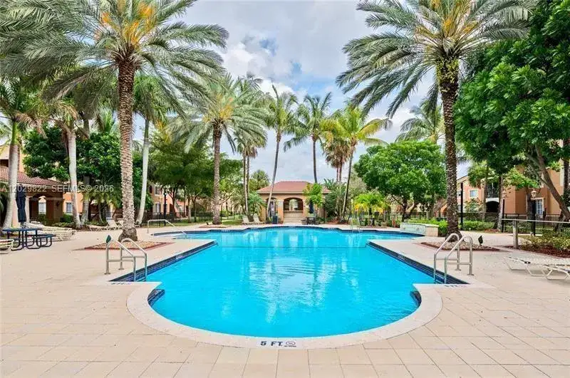 7980 N Nob Hill Rd # 207, Tamarac FL 33321 photo 4