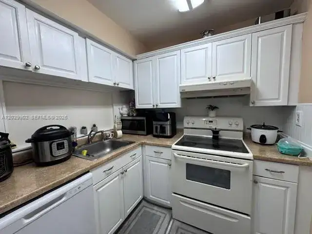 11780 SW 18th St # 2, Miami FL 33175 photo 3