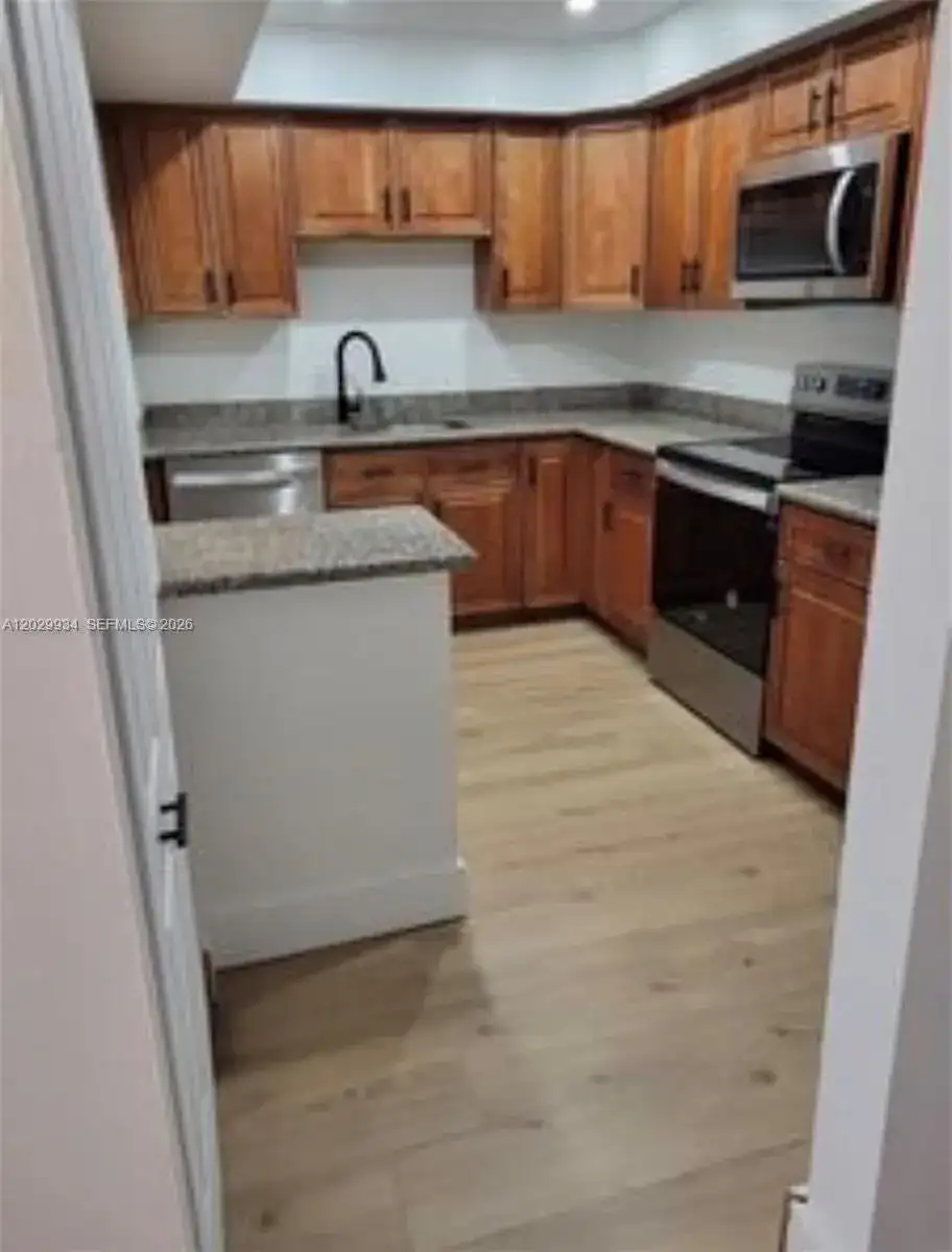 733 SE 1st Way # 109, Deerfield Beach FL 33441 photo 3