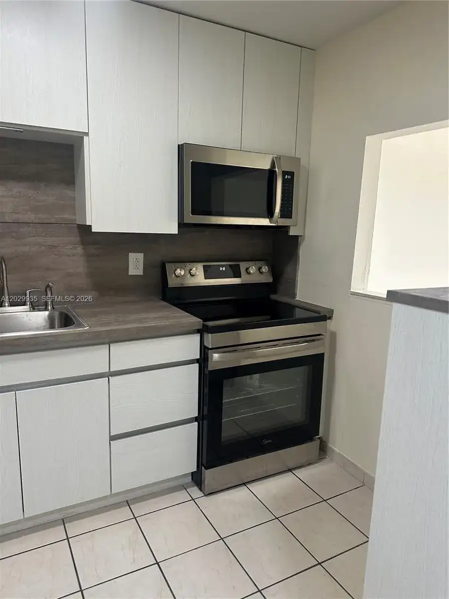 1075 W 68th St # 309, Hialeah FL 33014 photo 2