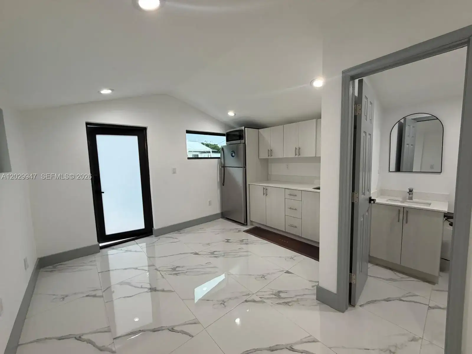 5350 NW 174th Dr, Miami Gardens FL 33055 photo 2