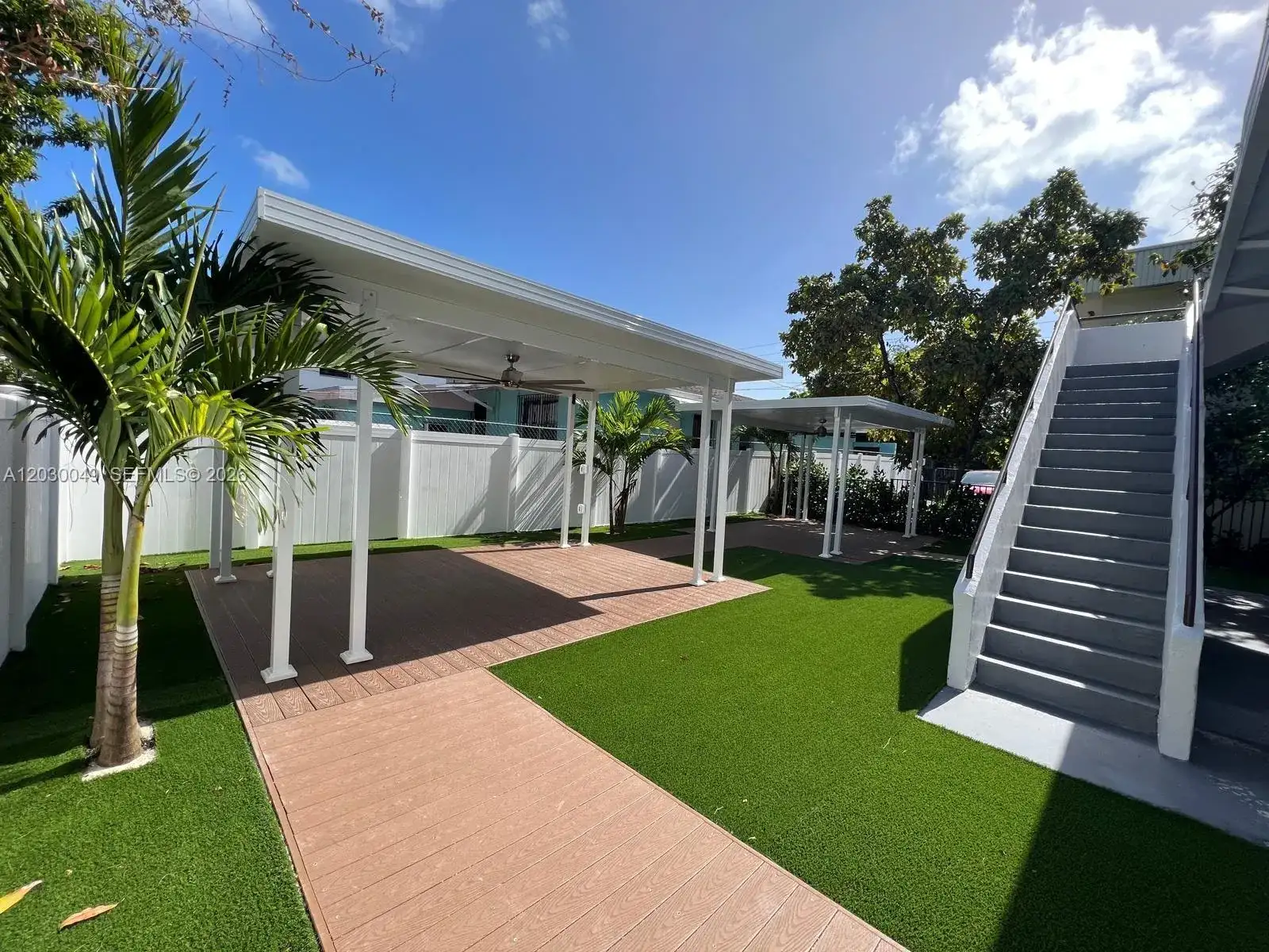 331 SW 11th Ave, Miami FL 33130 photo 2