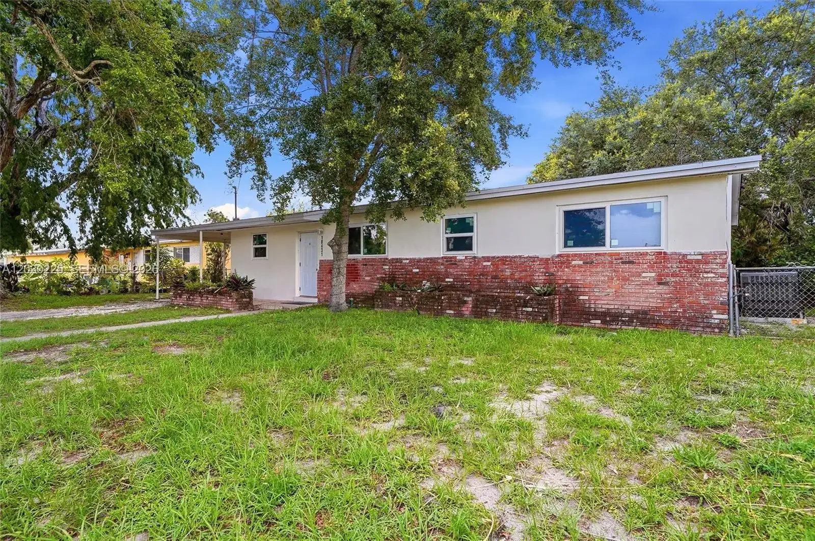 18431 NW 39th Ct, Miami Gardens FL 33055 photo 3