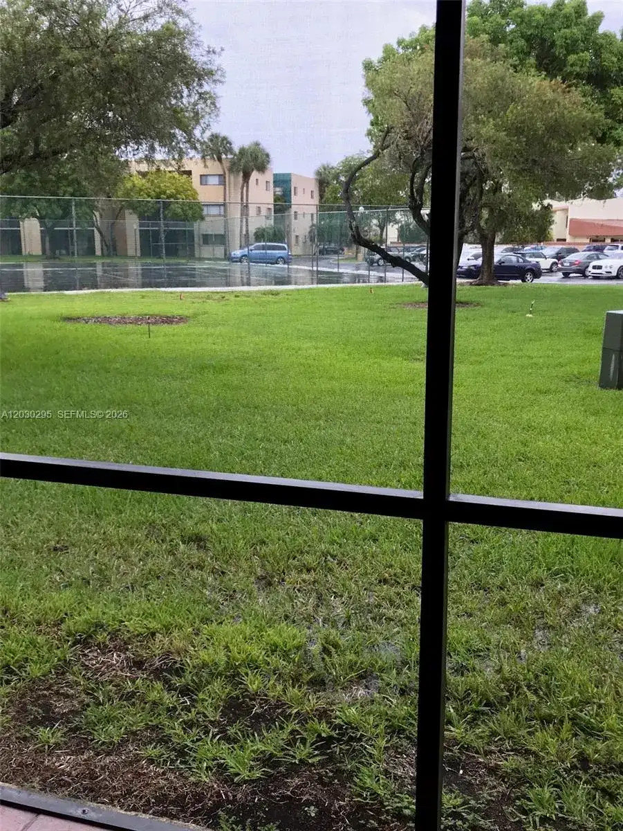 8015 SW 107th Ave # 120, Miami FL 33173 photo 3