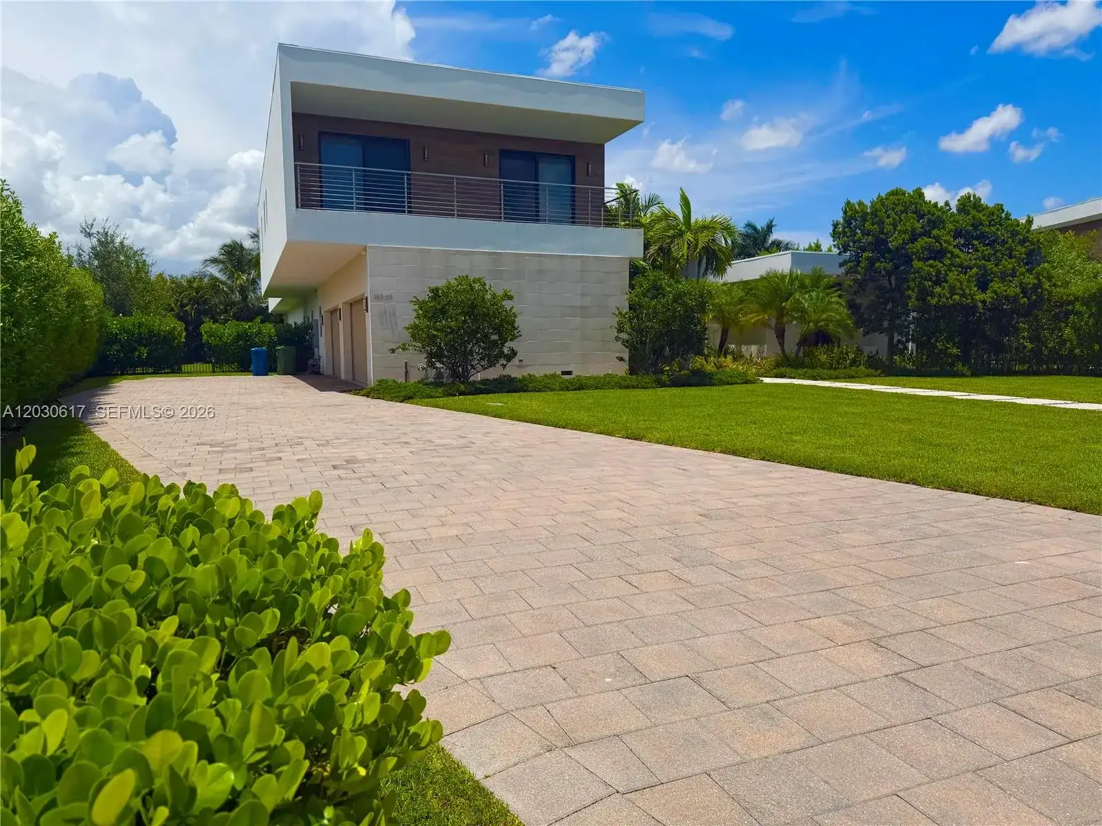 16569 Botaniko Dr N, Weston FL 33326 photo 3