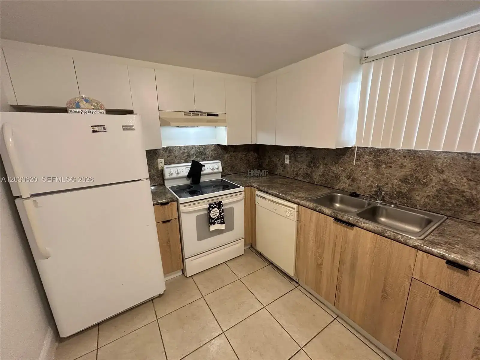 4205 N University Dr # 112, Sunrise FL 33351 photo 2