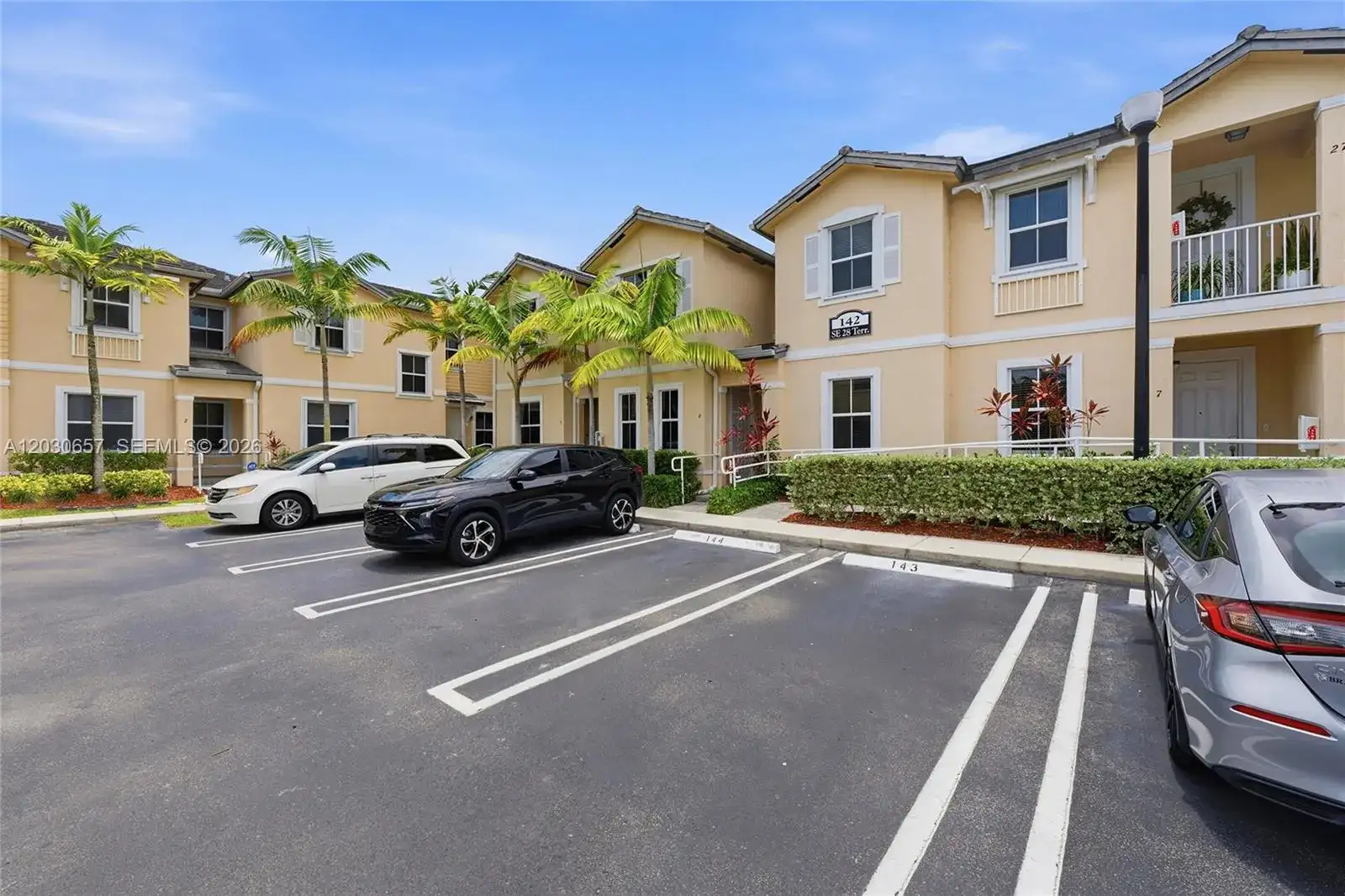 142 SE 28th Ter # 6, Homestead FL 33033 photo 3