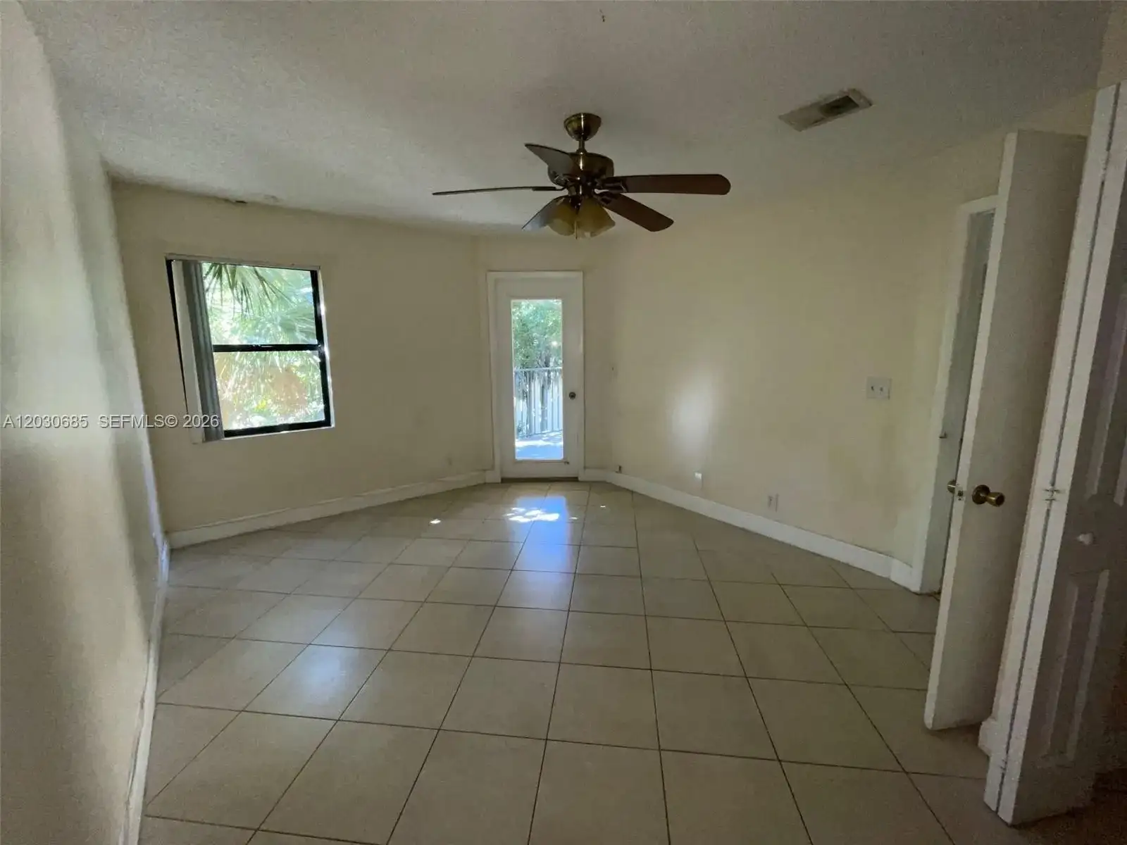 9999 Summerbreeze Dr # 915, Sunrise FL 33322 photo 4