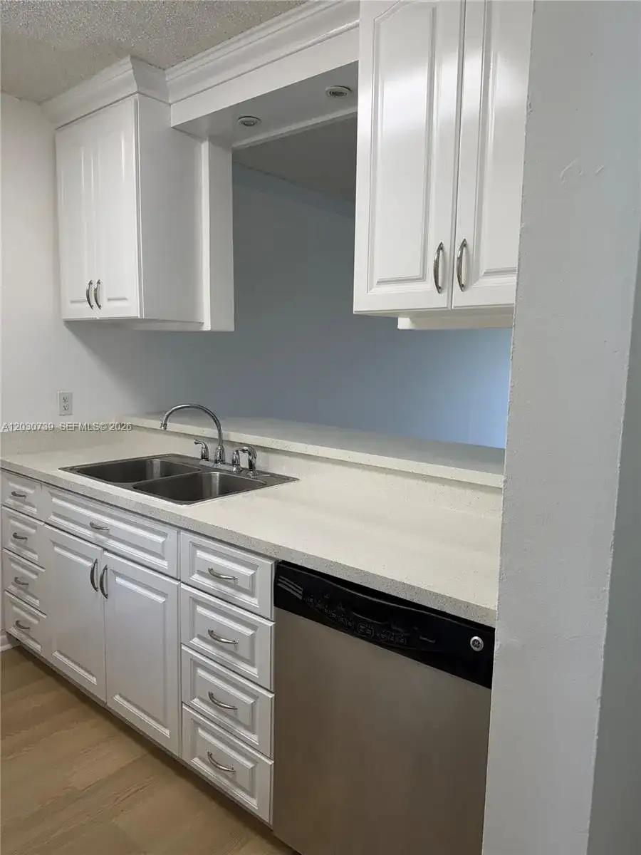 8560 N Sherman Cir # 404, Miramar FL 33025 photo 3