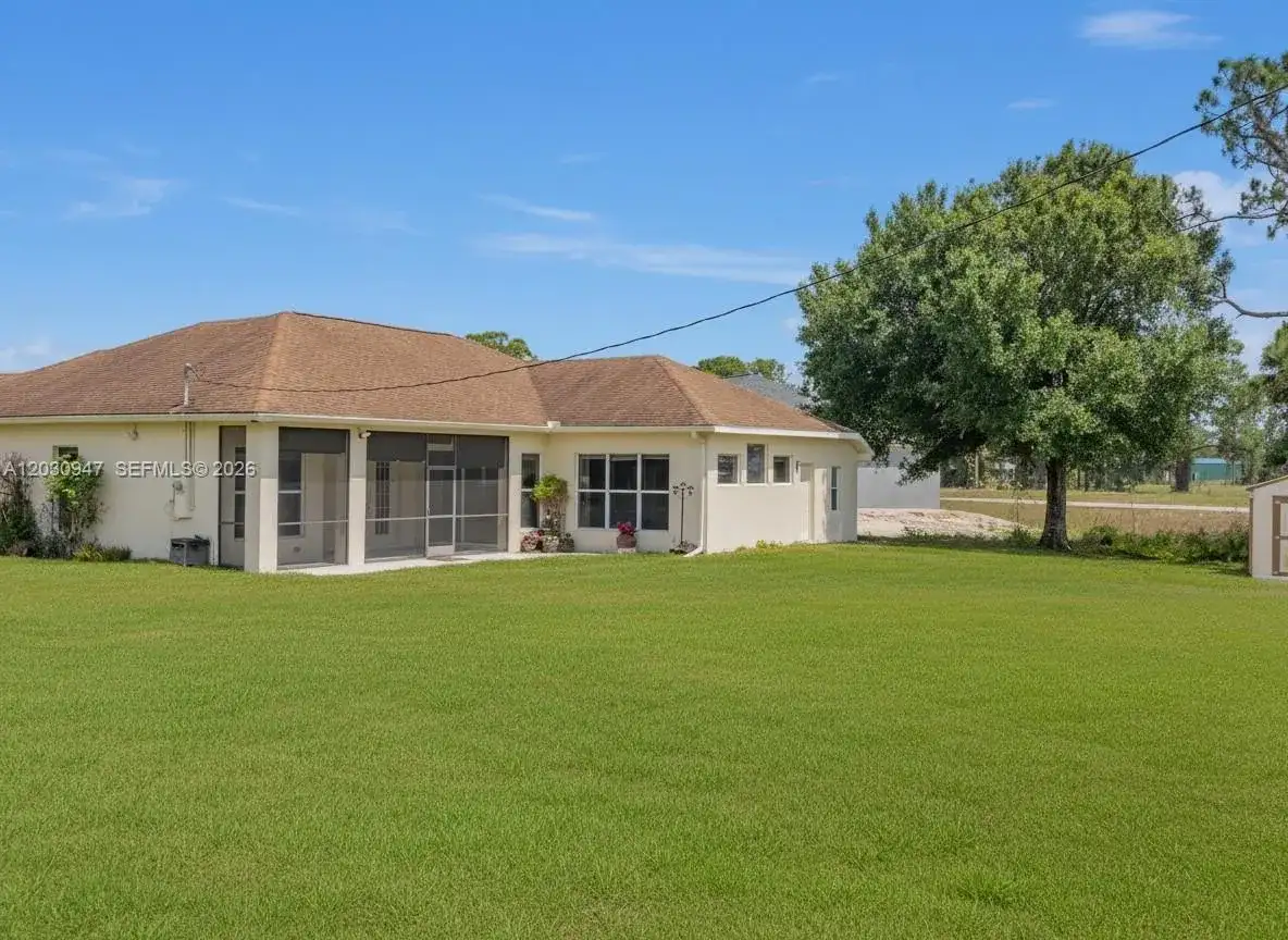 3002 Balsam Court, La Belle FL 33935 photo 3