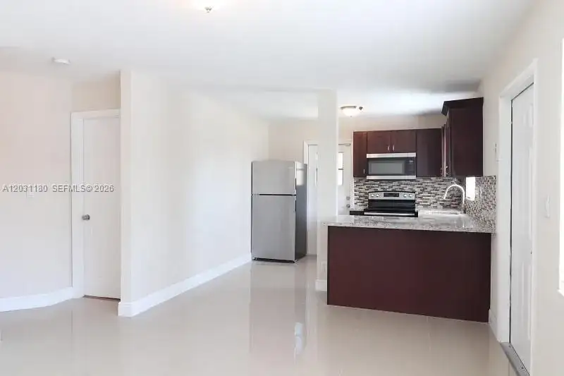 1861 NW 59th Way, Sunrise FL 33313 photo 2