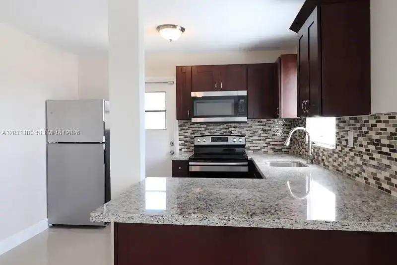 1861 NW 59th Way, Sunrise FL 33313 photo 3