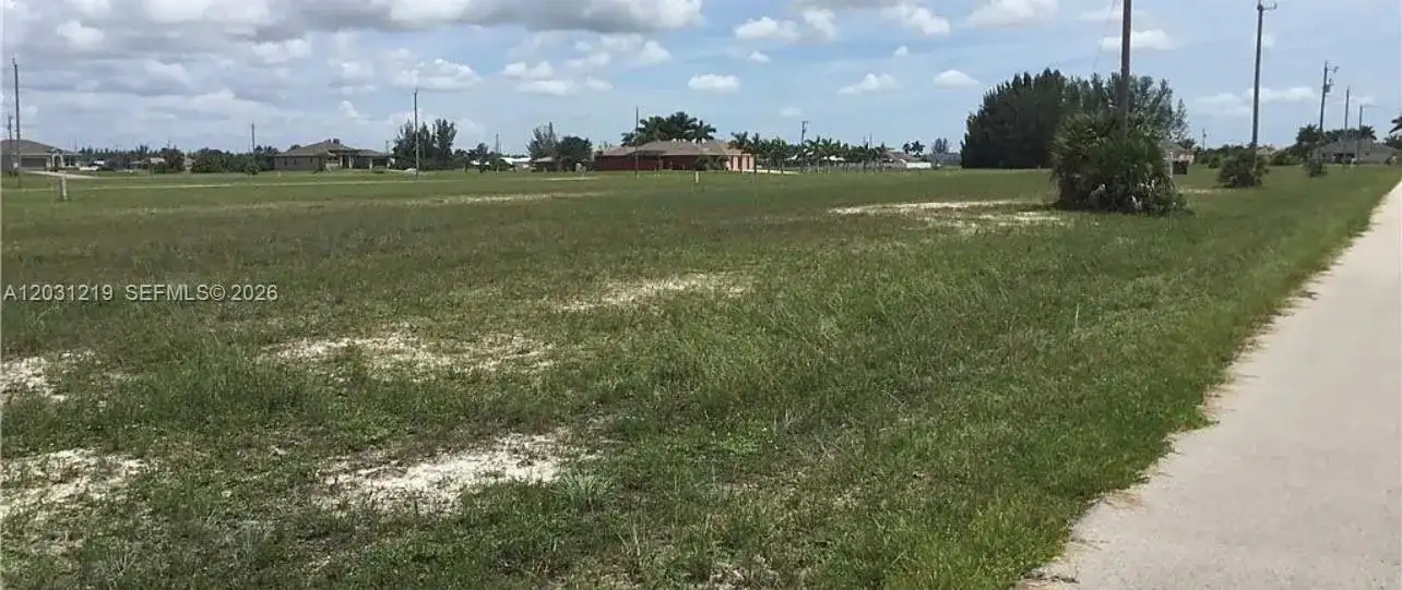 3513 NW 46th ln, Cape Coral FL 33993 photo 2