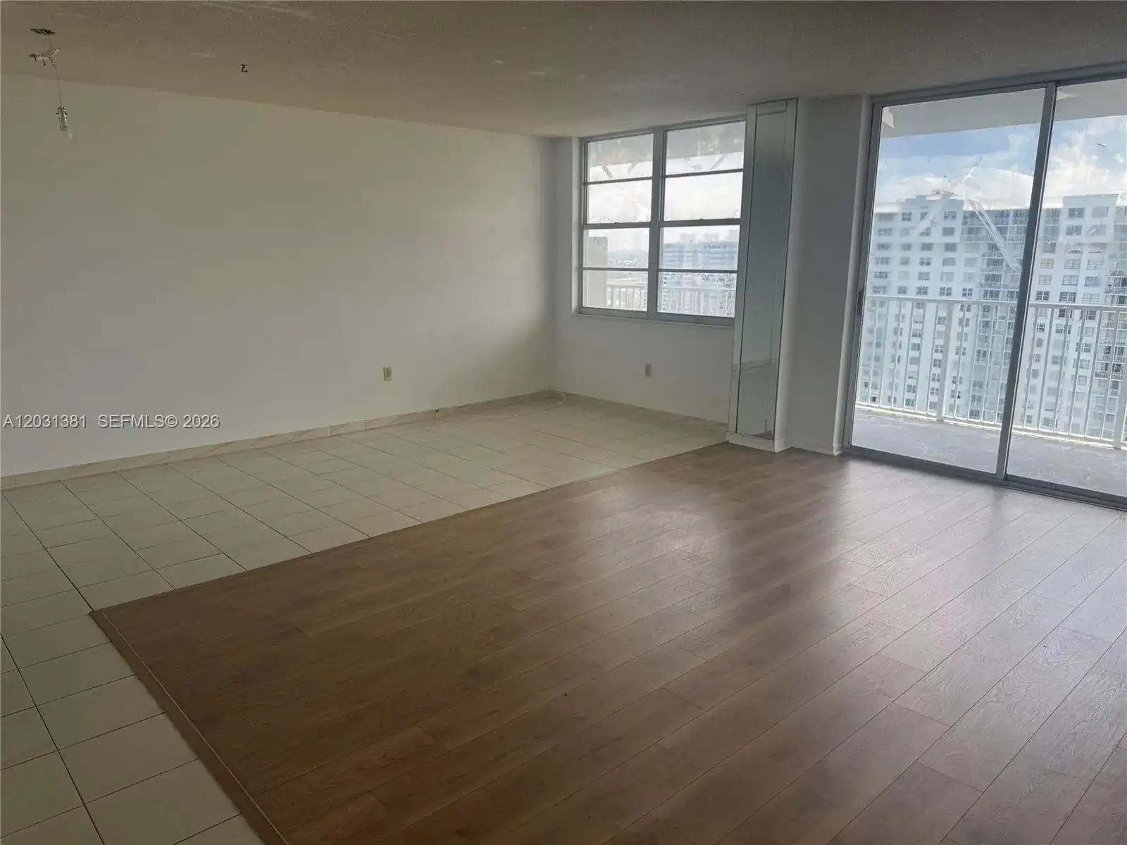 2851 NE 183rd St # 2004E, Aventura FL 33160 photo 2
