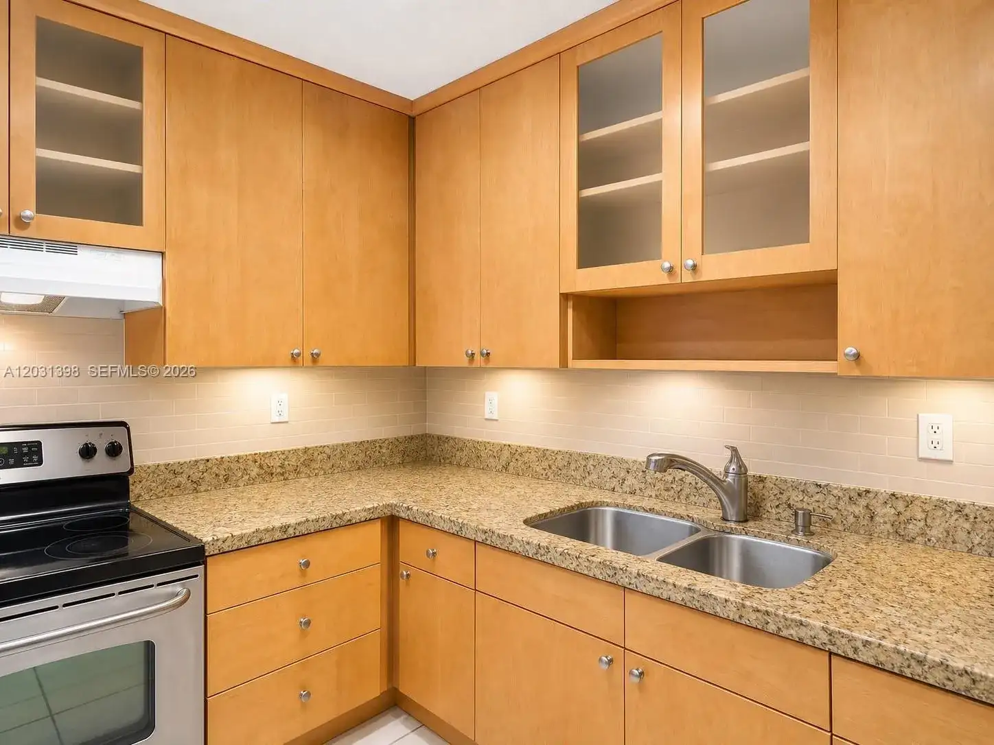 4011 N Meridian Ave # 35, Miami Beach FL 33140 photo 3