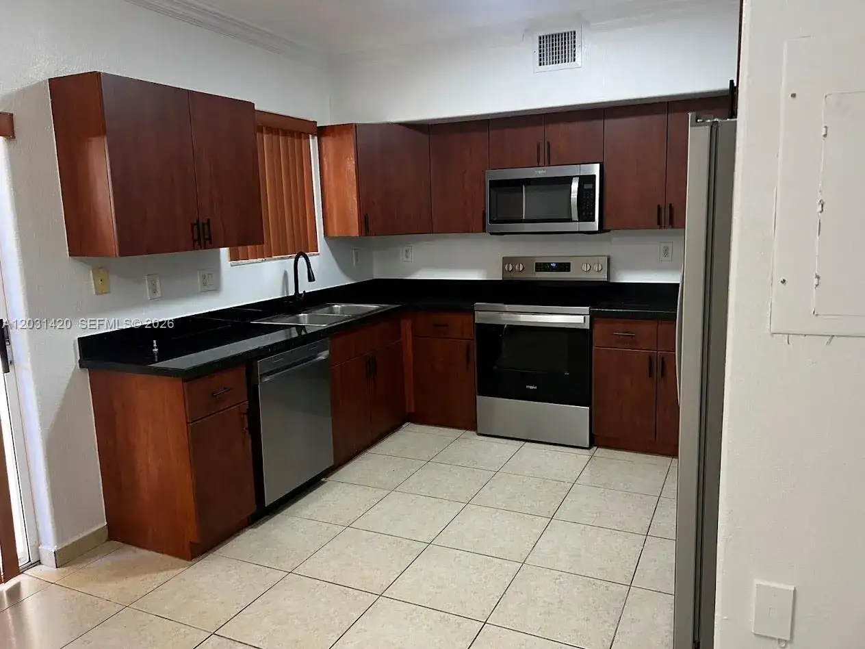 7281 NW 174th Ter # 103, Hialeah FL 33015 photo 2