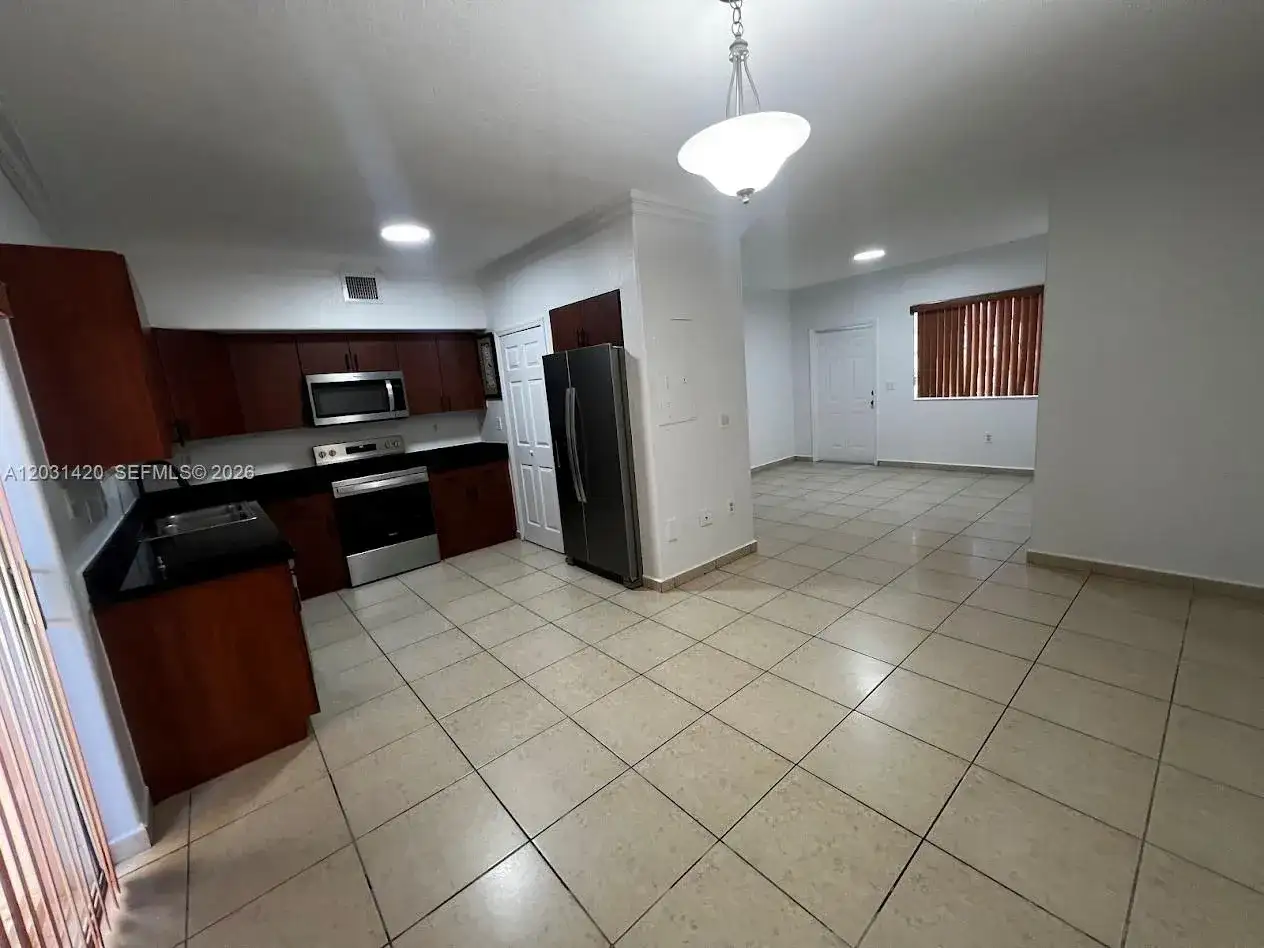 7281 NW 174th Ter # 103, Hialeah FL 33015 photo 3