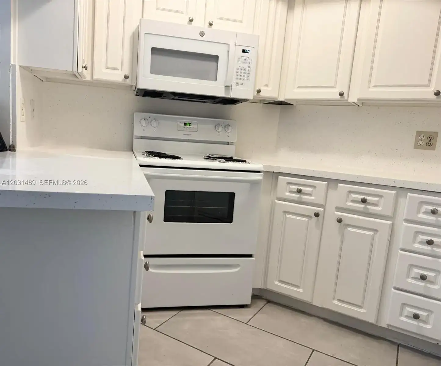 8333 Lake Dr # 102, Doral FL 33166 photo 3