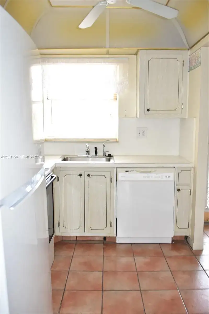 2701 N Pine Island Rd # 311, Sunrise FL 33322 photo 3