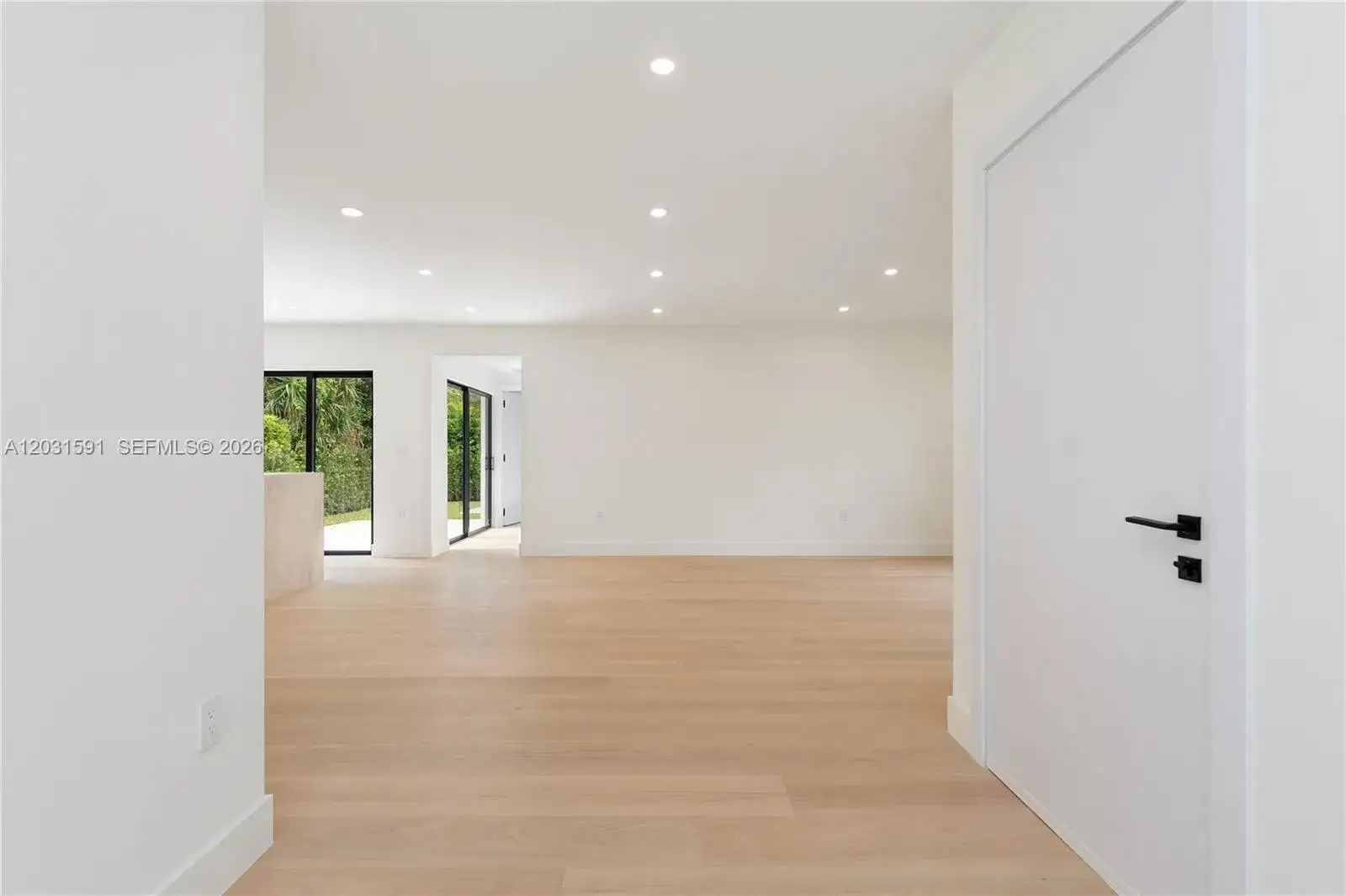 118 Sarto Ave, Coral Gables FL 33134 photo 4