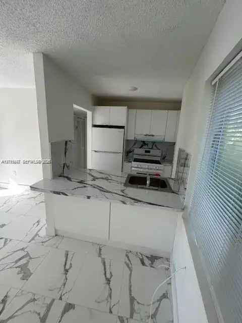 661 W 81st St # 4, Hialeah FL 33014 photo 3