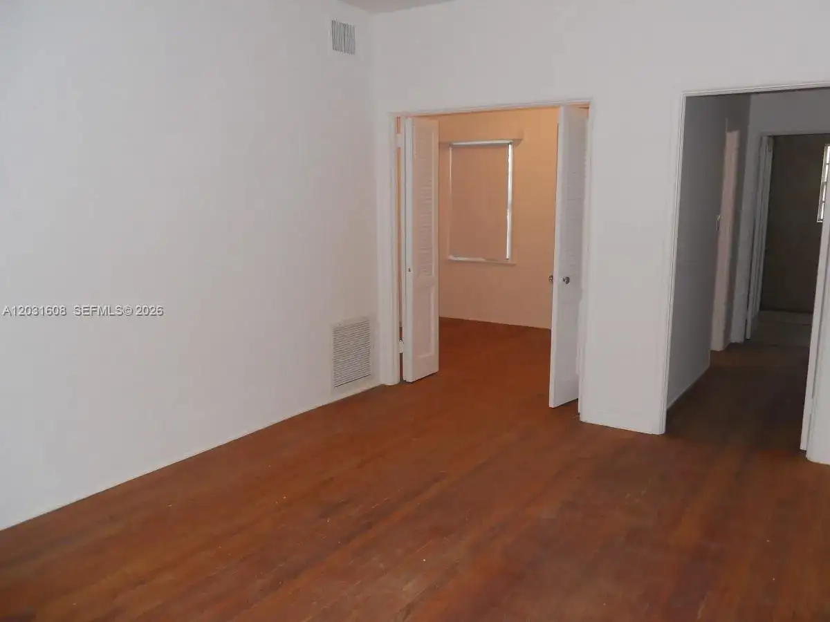 748 Euclid Ave # 2, Miami Beach FL 33139 photo 3