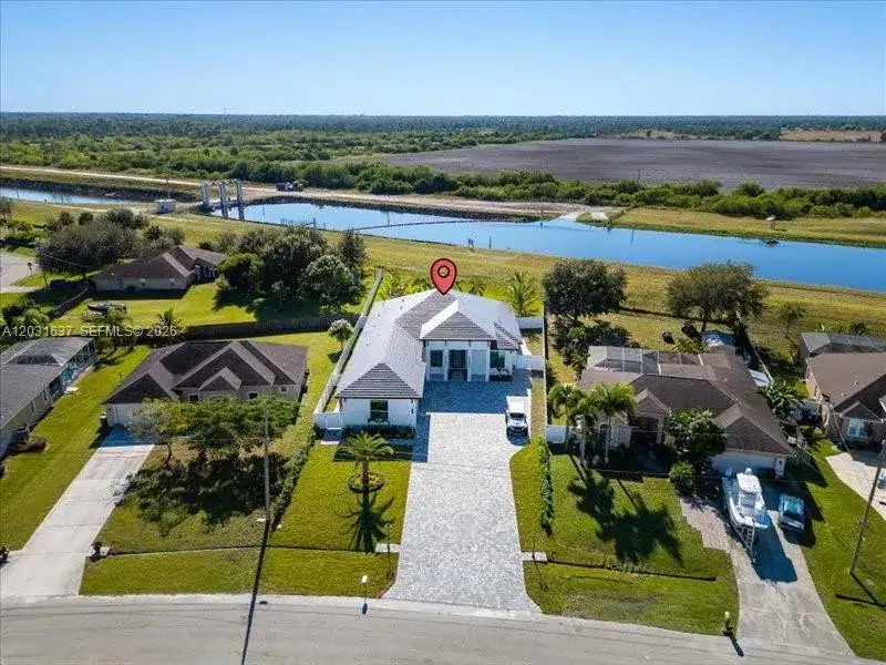 337 SW Kestor Dr, Port St. Lucie FL 34953 photo 5