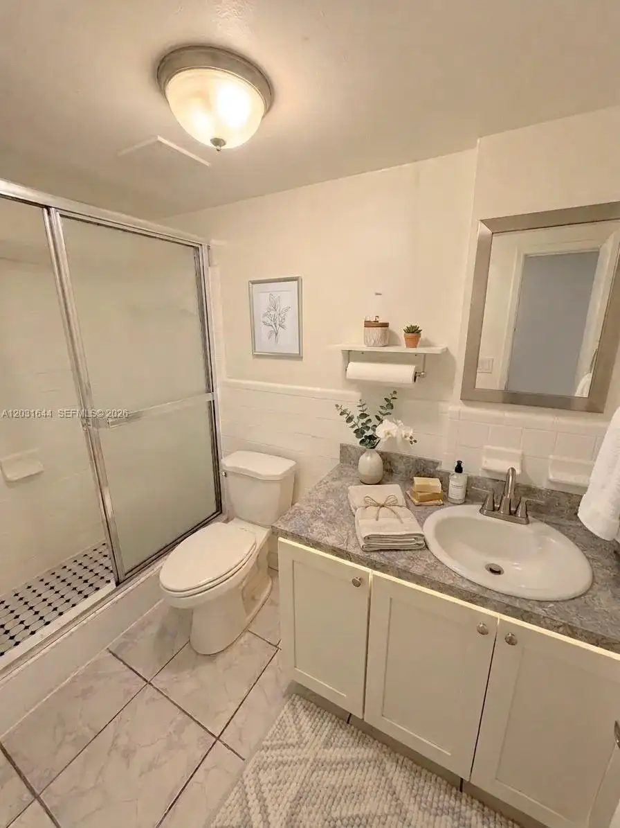 2745 W Okeechobee Rd # 5, Hialeah FL 33010 photo 4
