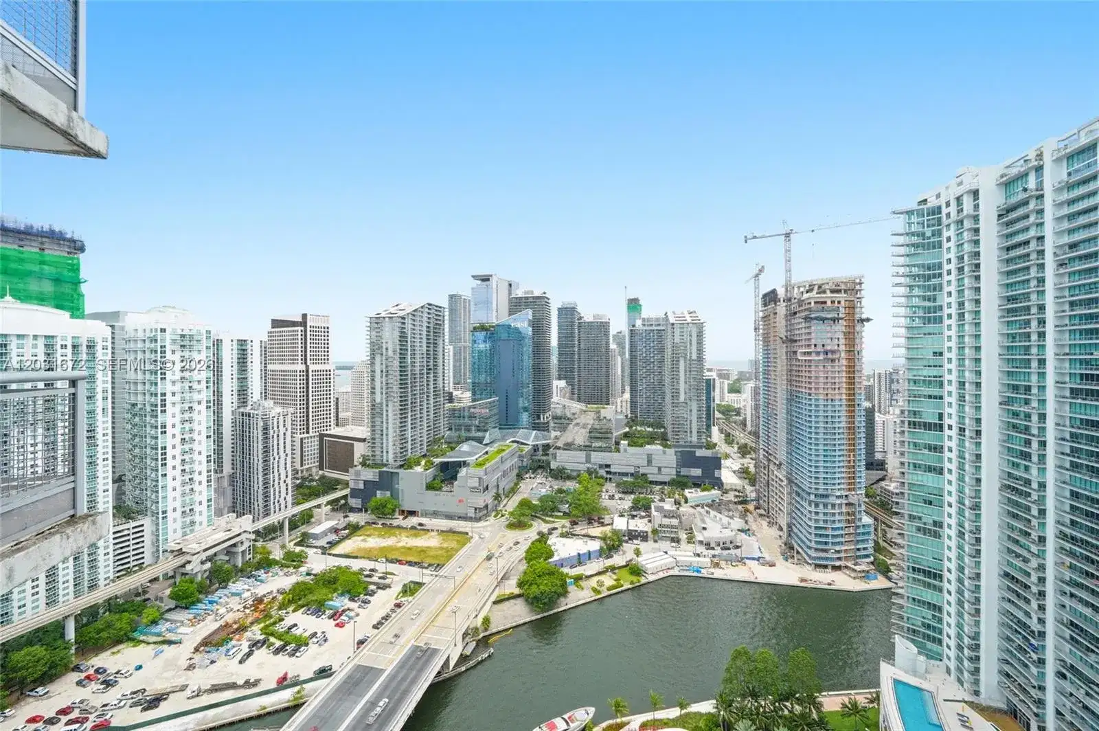 350 S Miami Ave # 3912, Miami FL 33130 photo 2