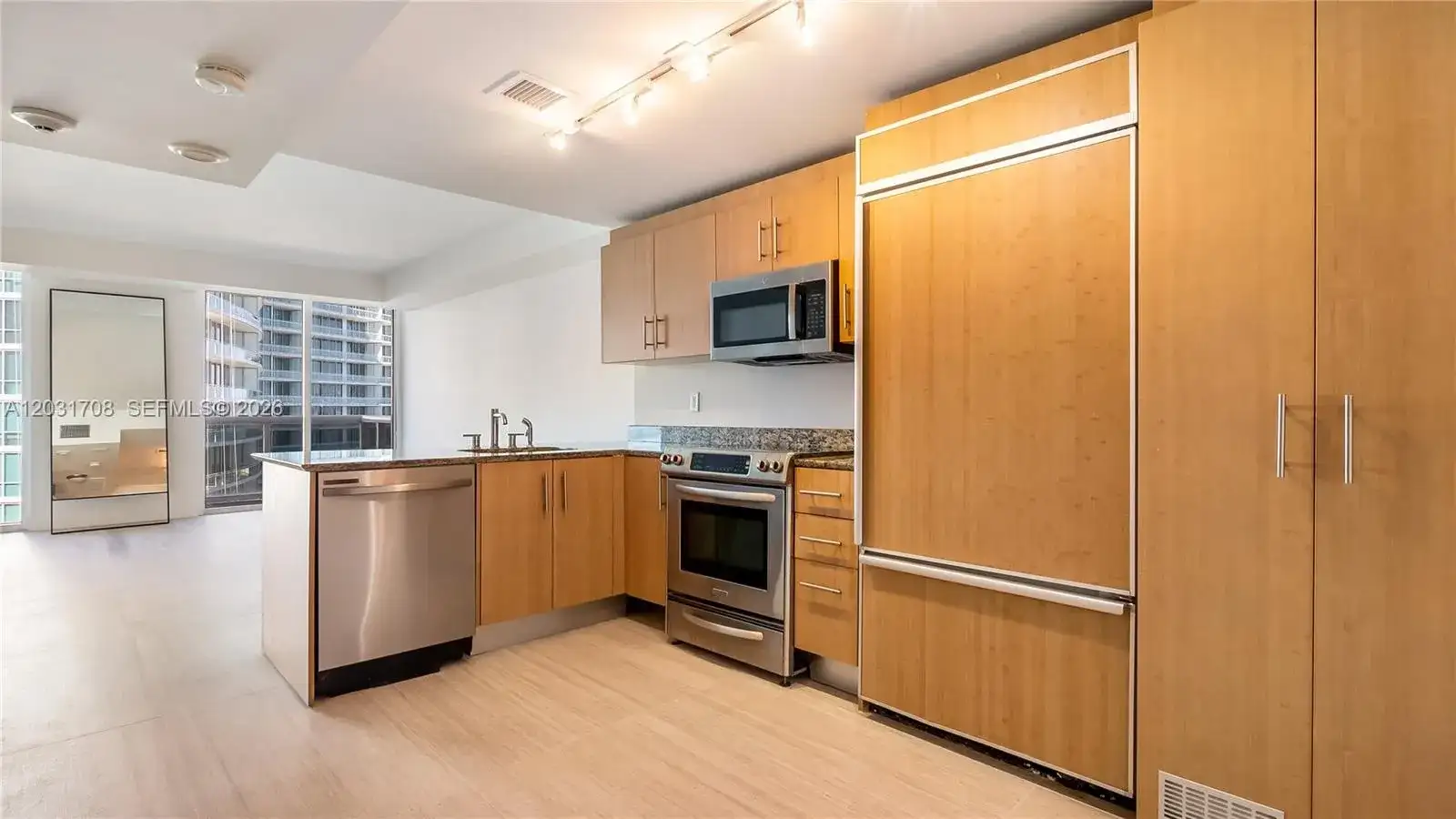 10275 Collins Ave # 905, Bal Harbour FL 33154 photo 3