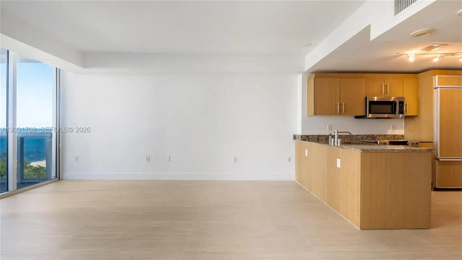 10275 Collins Ave # 905, Bal Harbour FL 33154 photo 4