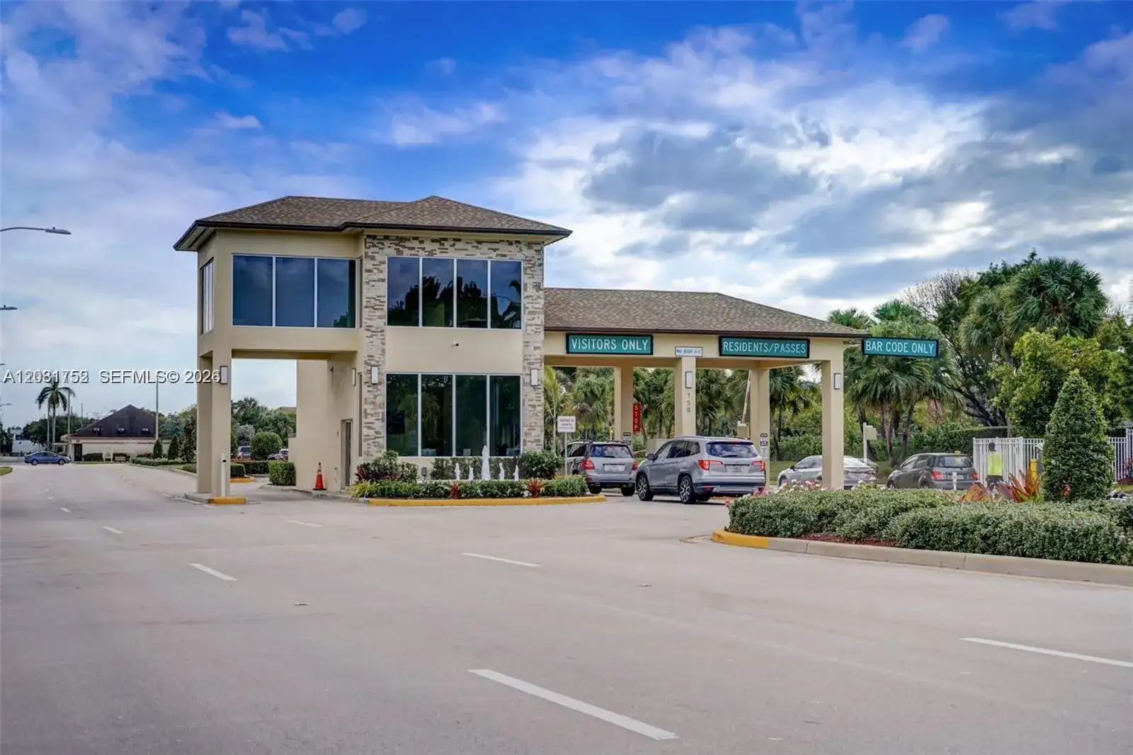 12950 SW 7th Ct # 404A, Pembroke Pines FL 33027 photo 2