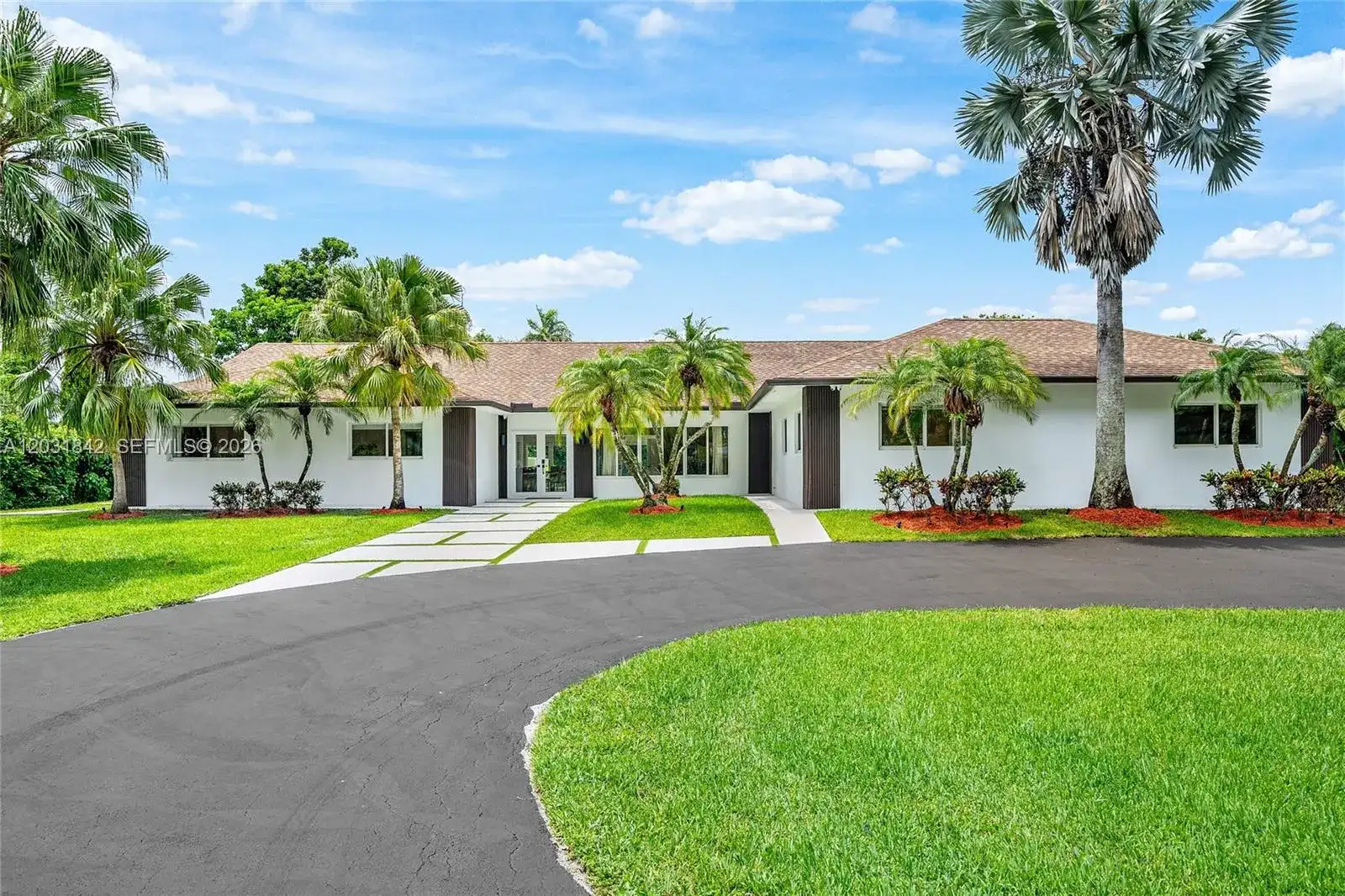 13900 Mustang Trl, Southwest Ranches FL 33330 photo 2