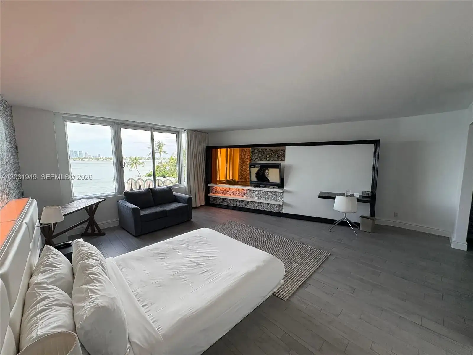 1100 West Ave # 418, Miami Beach FL 33139 photo 2