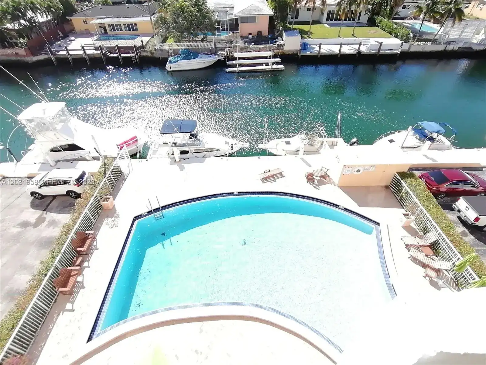 2020 NE 135th St # 506, North Miami FL 33181 photo 3
