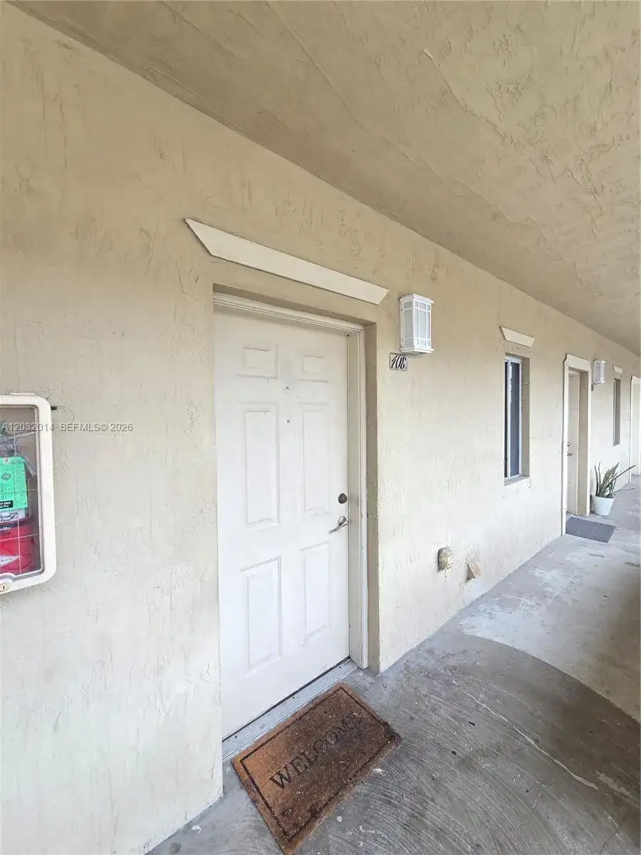 7989 NW 8th St # 108D, Miami FL 33126 photo 3