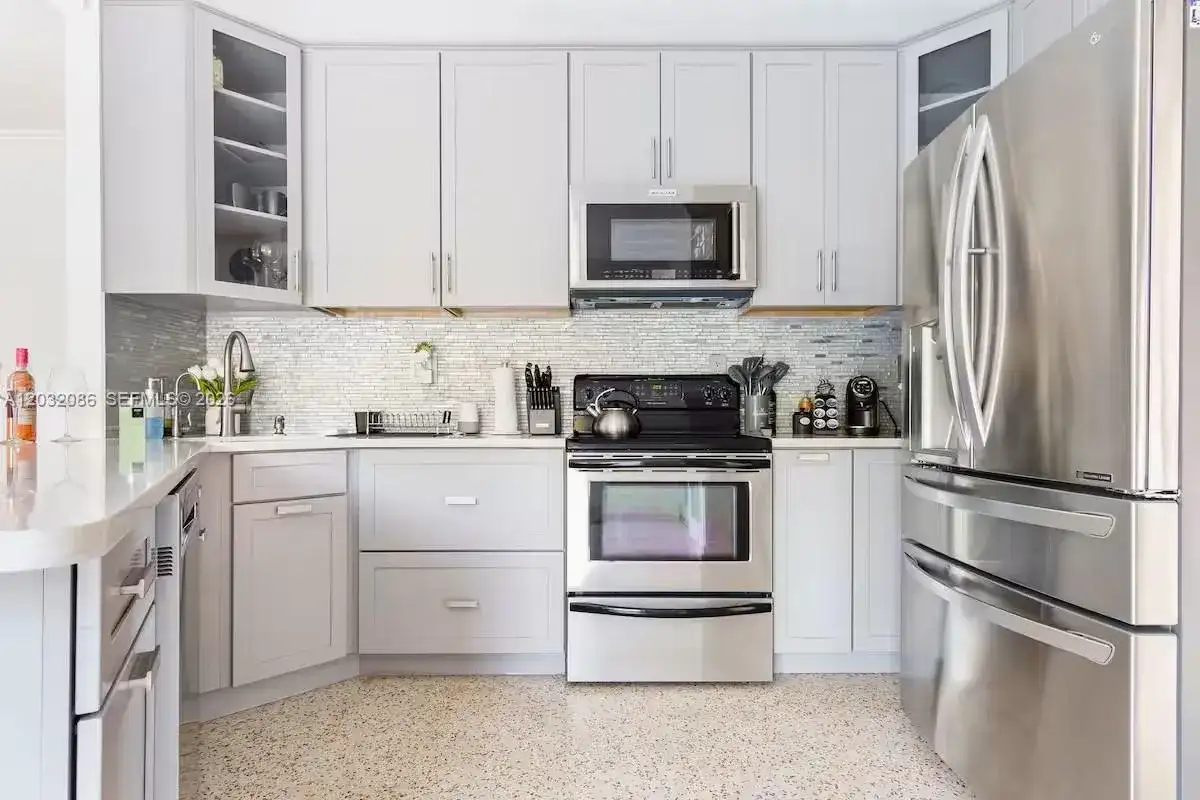 1736 NE 17th St, Fort Lauderdale FL 33305 photo 3
