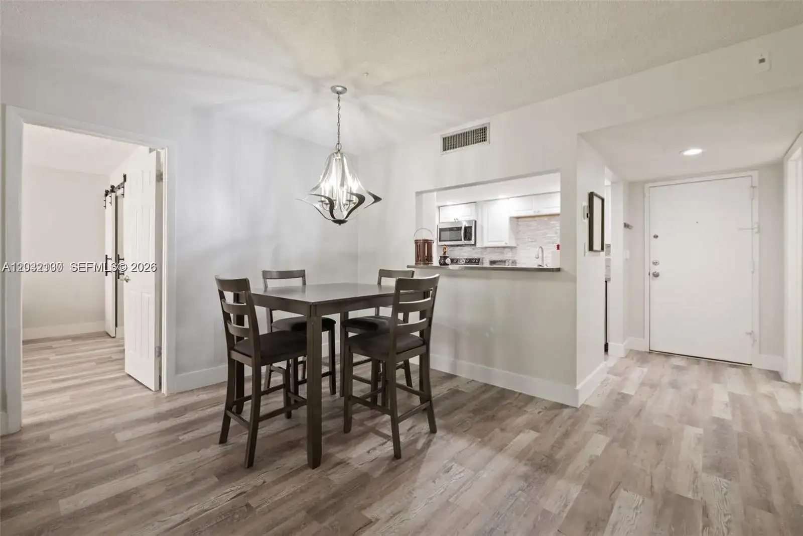 301 Racquet Club Rd # 104, Weston FL 33326 photo 4