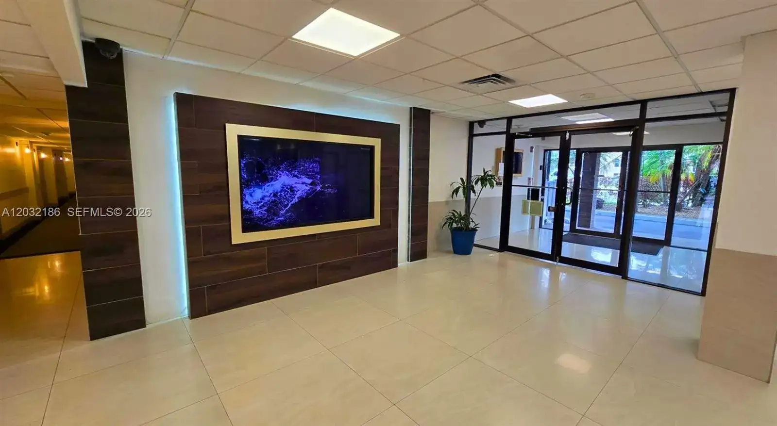 4164 Inverrary Dr # 204, Lauderhill FL 33319 photo 4