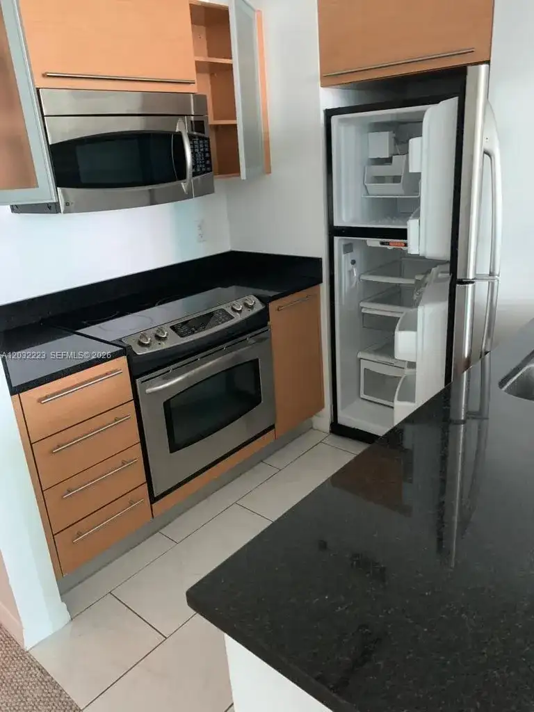950 Brickell Bay Dr # 701, Miami FL 33131 photo 5