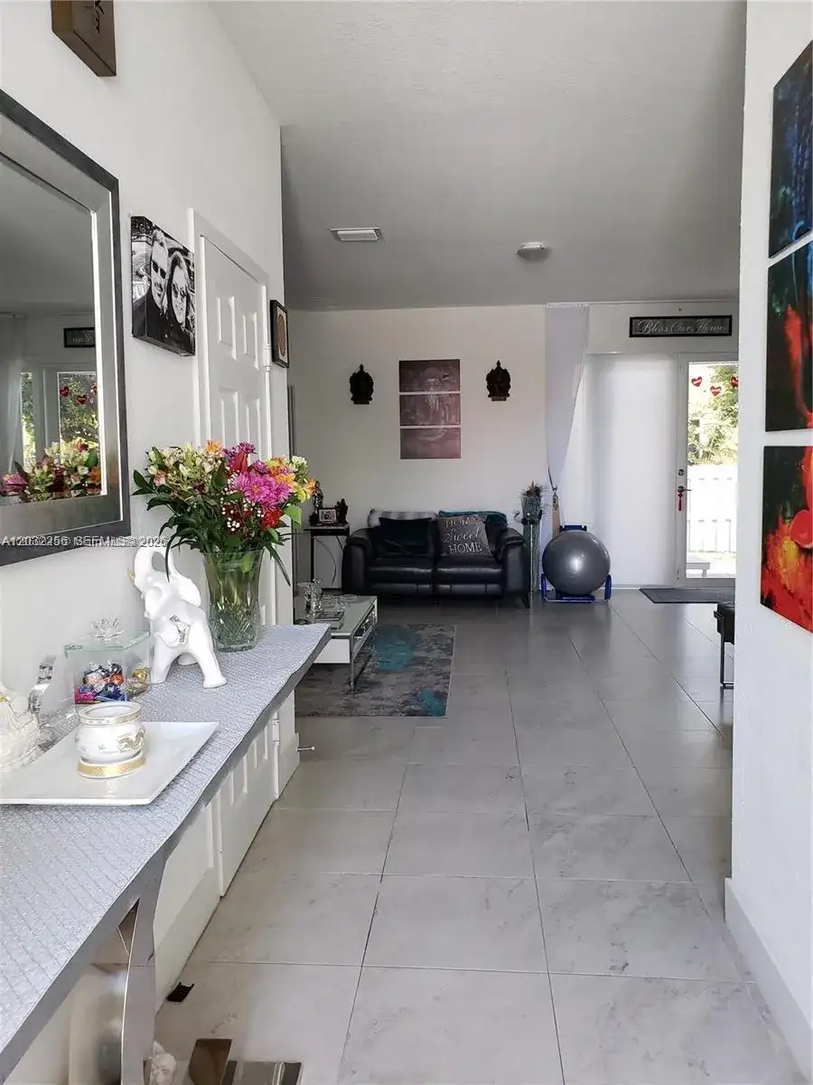 701 NW 127th Pl, Miami FL 33182 photo 3