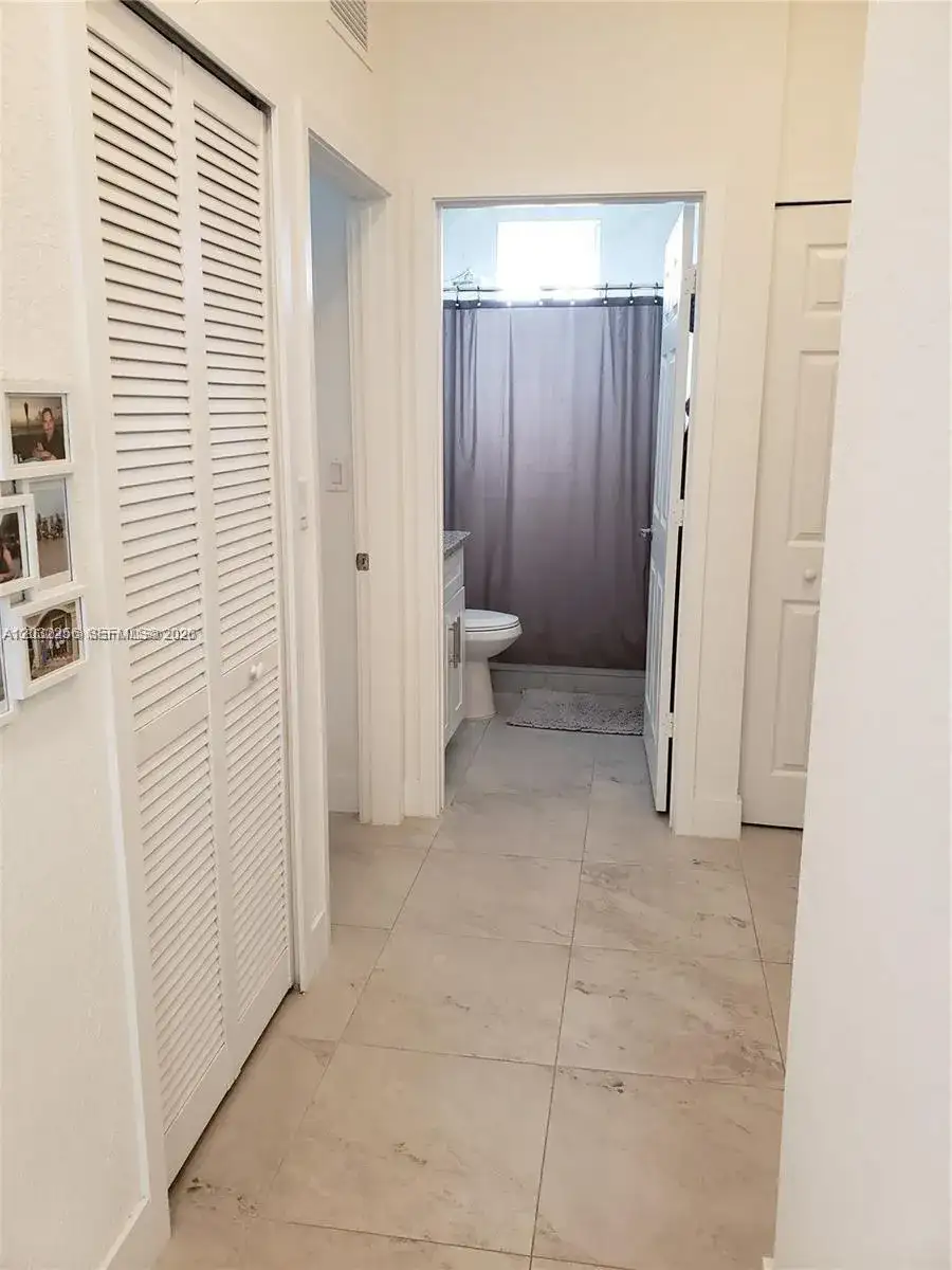 701 NW 127th Pl, Miami FL 33182 photo 4