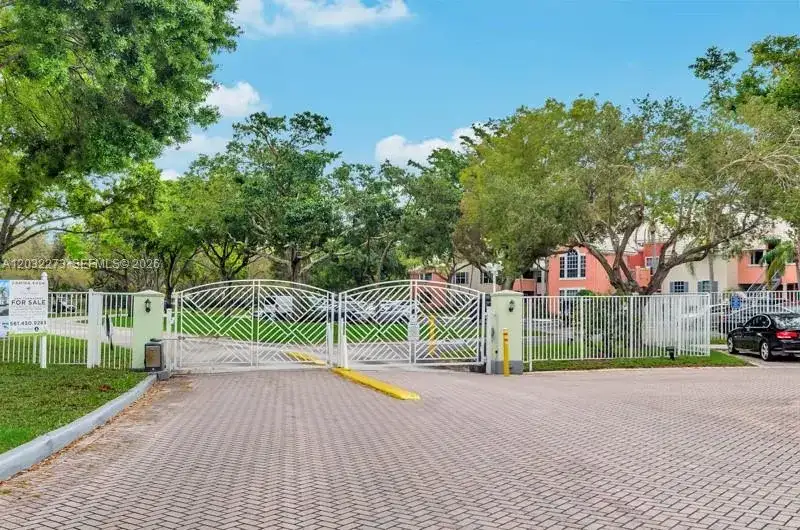 1011 Crystal Way # C, Delray Beach FL 33444 photo 2