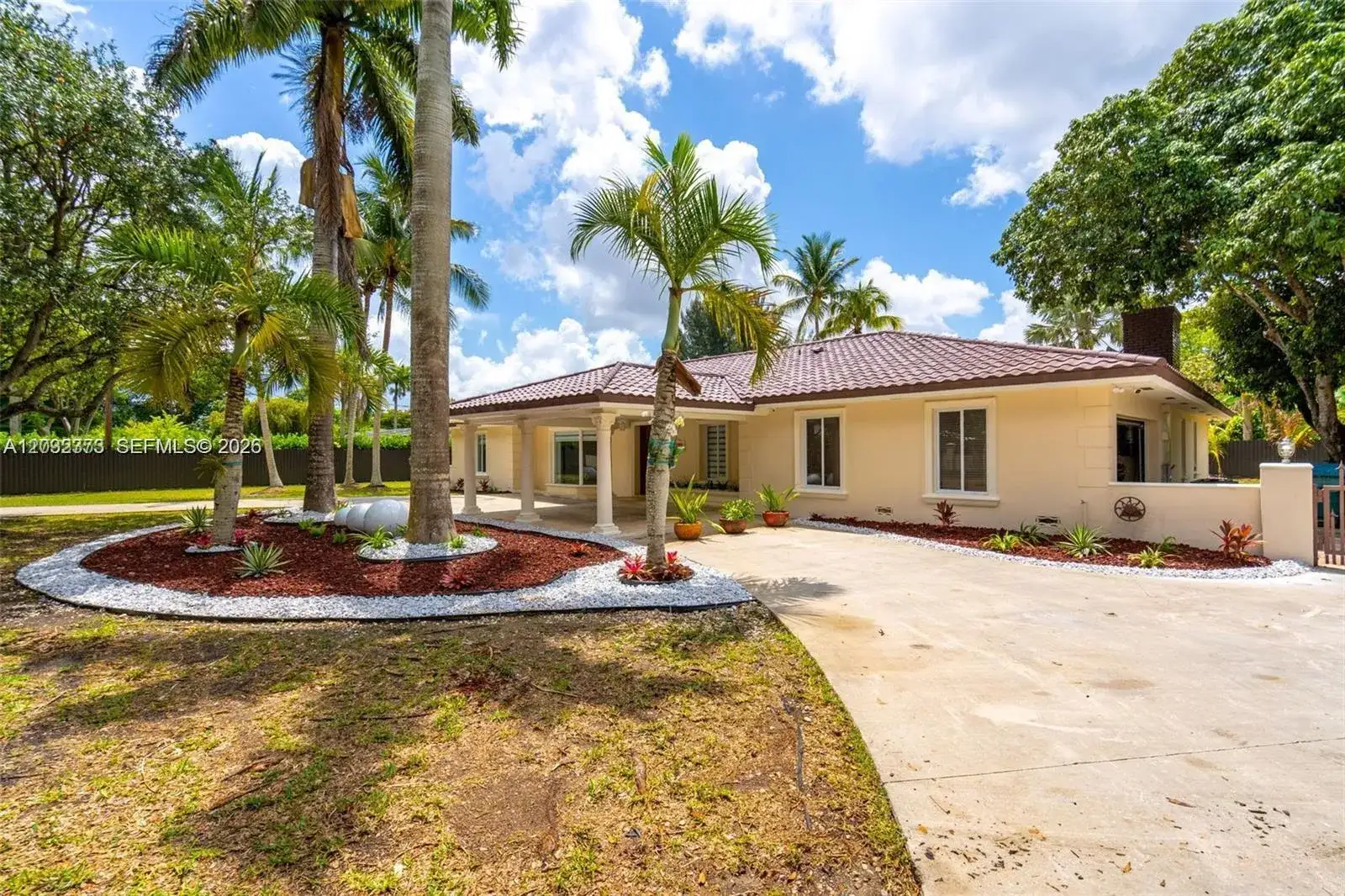 18370 SW 212th St, Miami FL 33187 photo 4
