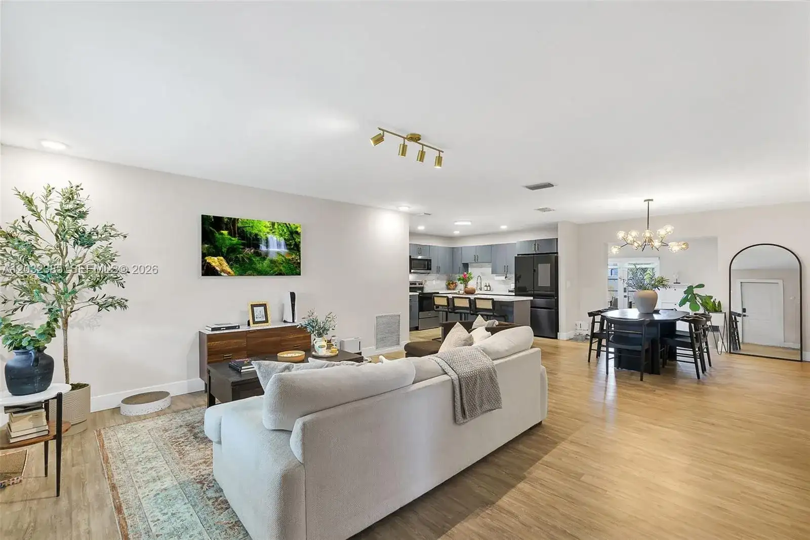 4621 Johnson St, Hollywood FL 33021 photo 5