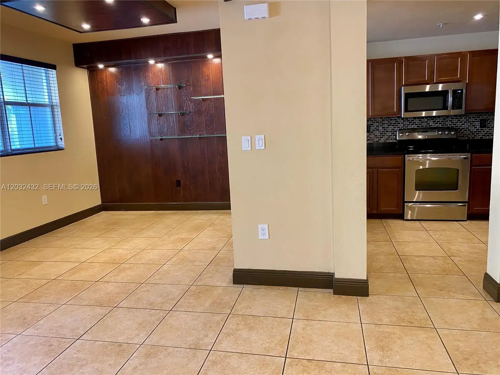 8800 NW 107th CT # 110, Doral FL 33178 photo 3