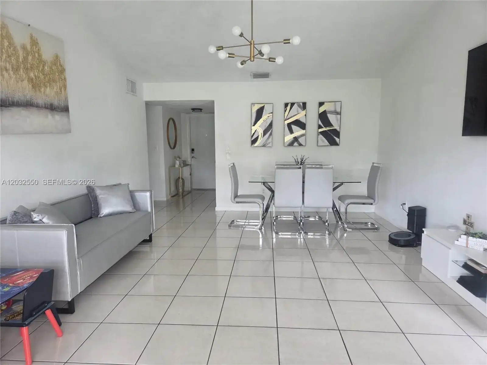 11871 SW 123rd Pl, Miami FL 33186 photo 2