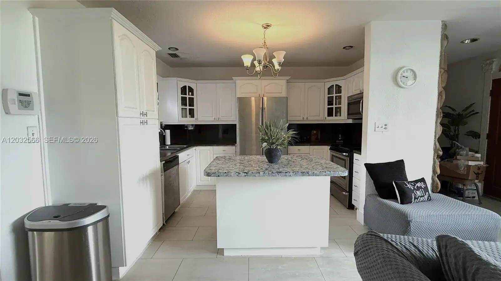 1245 NE 203rd St, Miami FL 33179 photo 5